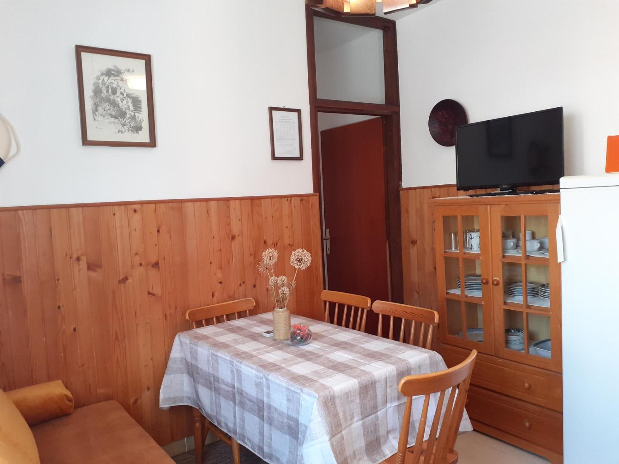 Apartments With A Parking Space Malinska, Krk - 19291 Room photo